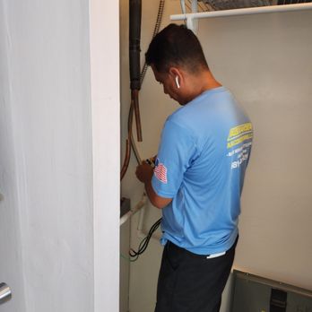 Alexander Air Conditioning - Installing a new system. - Heating & Air Conditioning/HVAC Near Me Alexander Air Conditioning - Installing a new system. - Heating & Air Conditioning/HVAC Near Me