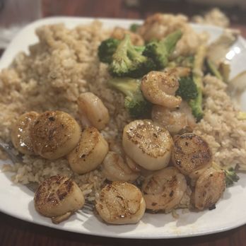 Miyabi - Scallops and vegetables over the rice - Japanese Near Me - Savannah, Georgia