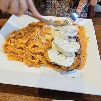 Elsa's Italian Grill - Eggplant parm with pink sauce and fettuccine instead of angel hair . This was the best plate so far. - Wine Bars Near Me - Vidor, Texas Elsa's Italian Grill - Eggplant parm with pink sauce and fettuccine instead of angel hair . This was the best plate so far. - Wine Bars Near Me - Vidor, Texas