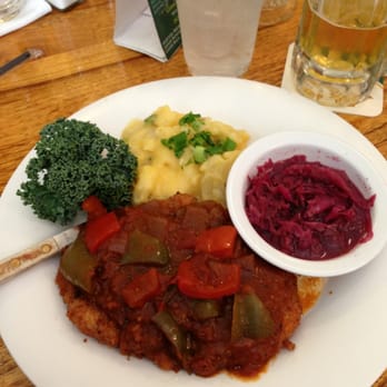 Der Lindenbaum - Paprika Schnitzel - German Near Me - Fredericksburg, Texas