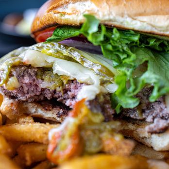 Yo Mama's Grill - Bosque Burger ($14) - New American Near Me - Socorro, New Mexico