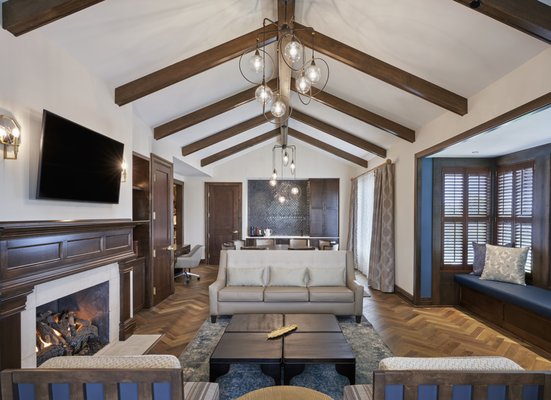 The Inn at Meadowbrook by null