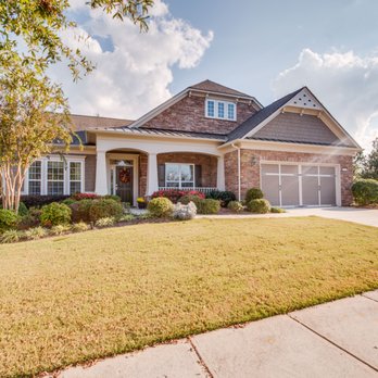 Linda Hilley-RE/MAX Southern - I sell Sun City Peachtree New & resales! - Real Estate Agents Near Me - Griffin, Georgia Linda Hilley-RE/MAX Southern - I sell Sun City Peachtree New & resales! - Real Estate Agents Near Me - Griffin, Georgia