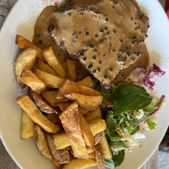 Café du Midi - Faux-Filet grillé - Restaurants Near Me - Digne Les Bains, 04 Café du Midi - Faux-Filet grillé - Restaurants Near Me - Digne Les Bains, 04
