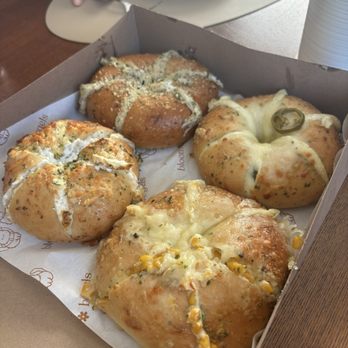 Bloom Bagels - Cali Bloom, Garlic Asiago, Jalepeno, Corn Cheese Bagels - Bagels Near Me - Campbell, California