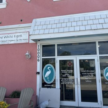 The White Egret - 0/10 for tourists - Home Decor Near Me - Anna Maria, Florida The White Egret - 0/10 for tourists - Home Decor Near Me - Anna Maria, Florida