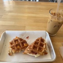 Latte, Waffle