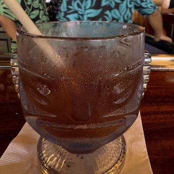 Duke's Waikiki - Hawaiian Near Me - Honolulu, Hawaii