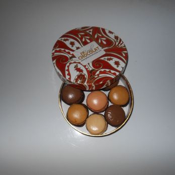 Fp French Chocolat - Macaroons Mr Marry Dao - Desserts Near Me - The Bronx, New York Fp French Chocolat - Macaroons Mr Marry Dao - Desserts Near Me - The Bronx, New York