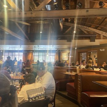Glacier BrewHouse - Great place for brunch, and great service! - American Near Me - Anchorage, Alaska