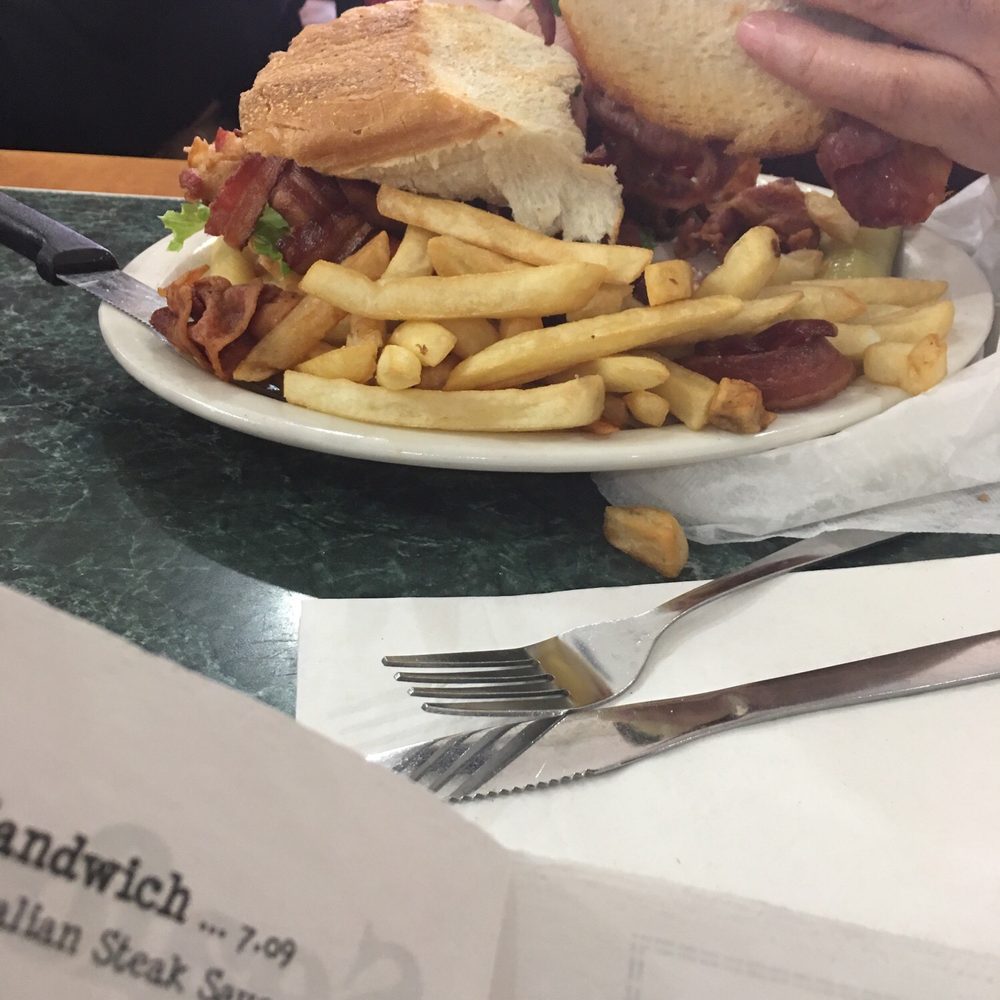 Tony's I-75 Restaurant - Bacon and fries - you can go wrong - Diners Near Me - Birch Run, Michigan Tony's I-75 Restaurant - Bacon and fries - you can go wrong - Diners Near Me - Birch Run, Michigan