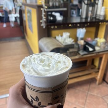 Blue Water Bakery - Brown Bear Latte - Breakfast & Brunch Near Me - Grand Lake, Colorado Blue Water Bakery - Brown Bear Latte - Breakfast & Brunch Near Me - Grand Lake, Colorado