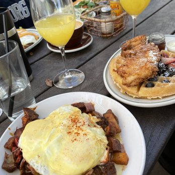 Oddfellows - Brisket Hash - Breakfast & Brunch Near Me - Dallas, Texas Oddfellows - Brisket Hash - Breakfast & Brunch Near Me - Dallas, Texas