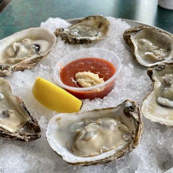 Newick's Lobster House - Seafood Near Me - Dover, New Hampshire