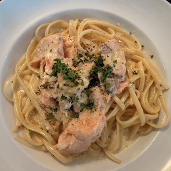Aroma Italia - Salmon Carbonara al Salmone - Pizza Near Me - Honolulu, Hawaii Aroma Italia - Salmon Carbonara al Salmone - Pizza Near Me - Honolulu, Hawaii
