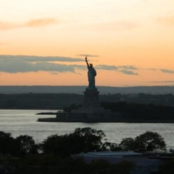 Whisper Travel - Statue Of Liberty