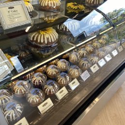 Cakes Cakes