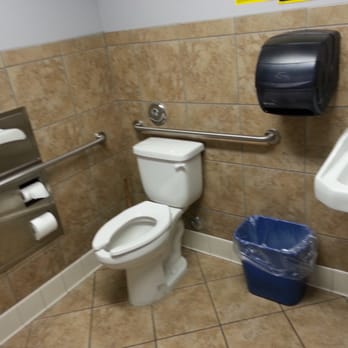 Juan Pollo - toilet - Mexican Near Me - La Puente, California Juan Pollo - toilet - Mexican Near Me - La Puente, California
