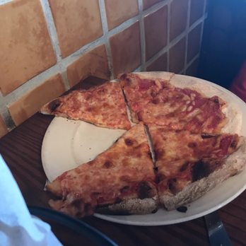 Bertucci's Italian Restaurant - Kids cheese pizza - Italian Near Me - Springfield, Pennsylvania Bertucci's Italian Restaurant - Kids cheese pizza - Italian Near Me - Springfield, Pennsylvania