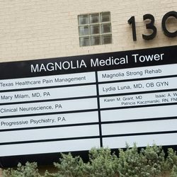 Grant M Karen, MD - Signage off 8th Ave and Magnolia..