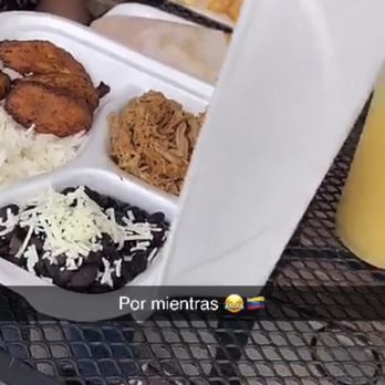 Arrechissimo Restaurant - Venezuelan Near Me - Cincinnati, Ohio