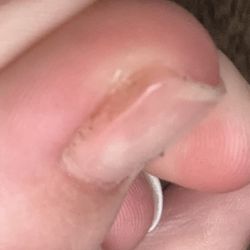 Indulge Salon & Day Spa - Did ZERO cleanup of the cuticles