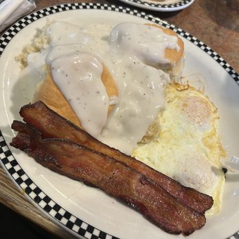 Black Bear Diner Bakersfield - Bacon and eggs with biscuits and gravy - American Near Me - Bakersfield, California Black Bear Diner Bakersfield - Bacon and eggs with biscuits and gravy - American Near Me - Bakersfield, California