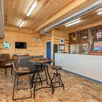 ToyoMasters Auto Repair - Our Customer Lounge. - Auto Repair Near Me - Willis, Texas ToyoMasters Auto Repair - Our Customer Lounge. - Auto Repair Near Me - Willis, Texas