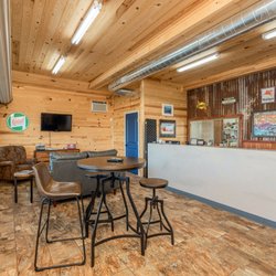 ToyoMasters Auto Repair - Our Customer Lounge.