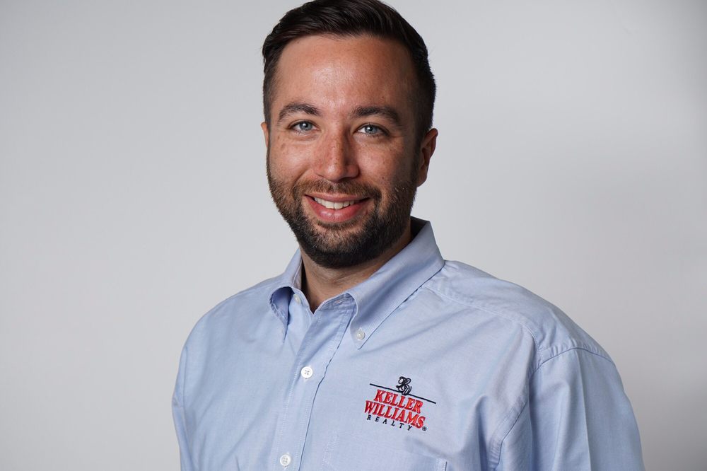 THE LAROCCA TEAM Contact Agent Real Estate Agents 1522 W Causeway