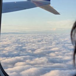 Hi there. Sure is nice seeing you here at 35,000 feet. Hi there. Sure is nice seeing you here at 35,000 feet.