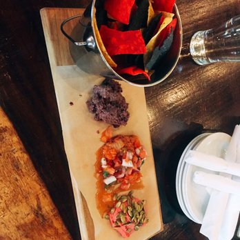 Hunter's Public House - Dips and chips - Pubs Near Me - Gloucester, Ontario Hunter's Public House - Dips and chips - Pubs Near Me - Gloucester, Ontario
