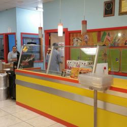 La Brisa Ice Cream - Pay counter