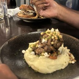 Burger & Fries Spare Ribs and potatoes Burger & Fries Spare Ribs and potatoes