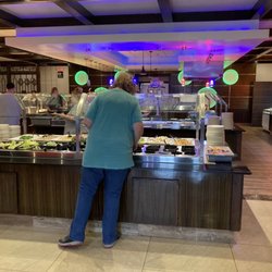 Sakura Buffet - Buffet area