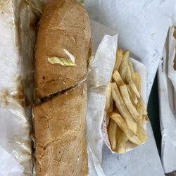 Lunch special 8 inch roast beef po boy with fries.  Best roast beef po boy I have had.