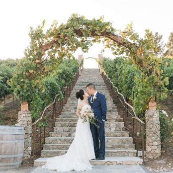 Jasmine Lee Photography - Wedding photo at Nella Terra Cellars - Event Photography Near Me Jasmine Lee Photography - Wedding photo at Nella Terra Cellars - Event Photography Near Me
