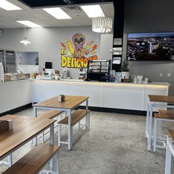 El Delicioso - Place is super clean, staff is friendly especially Sandy , prices are reasonable and food is delicious!!! Will come again for sure!!!