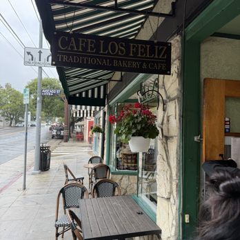 Cafe Los Feliz - Some outside seating - Coffee & Tea Near Me - Los Angeles, California