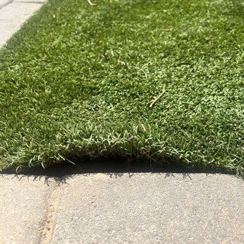 Chips Tree Service - Turf separating at the paver border. - Tree Services Near Me - Glendale, Arizona Chips Tree Service - Turf separating at the paver border. - Tree Services Near Me - Glendale, Arizona
