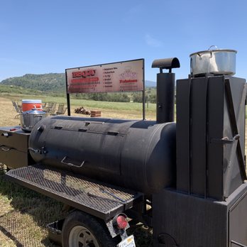 BBQ2U - Caterers Near Me