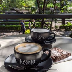 Josélo - Cappuccino at the front White hot chocolate at the back Brownie in between lol