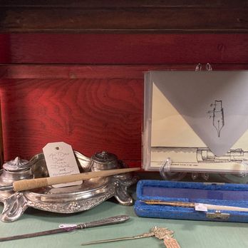 Eryngium Papeterie - Fountain pen, inkwell, note card and accessories at Eryngium Papeterie
© 2023 Karen Johanson - Cards & Stationery Near Me - Vancouver, Washington Eryngium Papeterie - Fountain pen, inkwell, note card and accessories at Eryngium Papeterie
© 2023 Karen Johanson - Cards & Stationery Near Me - Vancouver, Washington