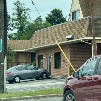 Terrace Motel - Cars in the parking lot! It must be open! August 14, 2026 - Hotels Near Me - Elkridge, Maryland Terrace Motel - Cars in the parking lot! It must be open! August 14, 2026 - Hotels Near Me - Elkridge, Maryland