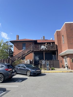 Frothy Monkey by null