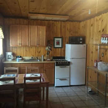 The Outpost - Kitchenette in cabin #3. Spotless and equipped with all the essentials - Hotels Near Me - Big Bear Lake, California The Outpost - Kitchenette in cabin #3. Spotless and equipped with all the essentials - Hotels Near Me - Big Bear Lake, California