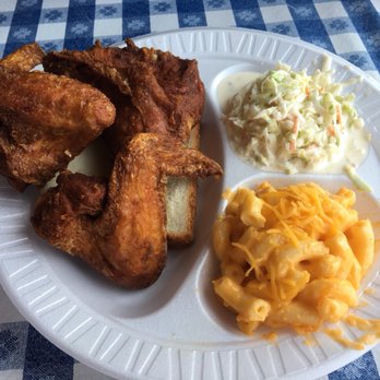 Gus's World Famous Fried Chicken - Hot wings and breast lunch with coleslaw and Mac n cheese - Chicken Shop Near Me - Chamblee, Georgia Gus's World Famous Fried Chicken - Hot wings and breast lunch with coleslaw and Mac n cheese - Chicken Shop Near Me - Chamblee, Georgia