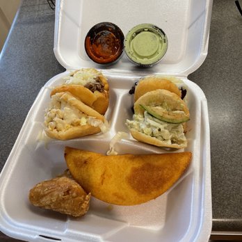Cylantros - Roswell - Cylantro's Sampler - Venezuelan Near Me - Roswell, Georgia