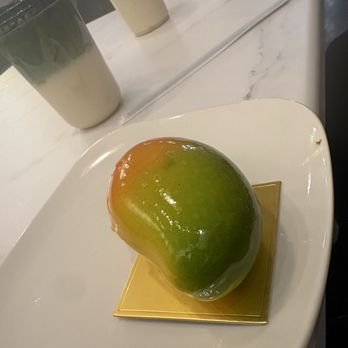 Mocha House - Mango dessert - Coffee & Tea Near Me - Toledo, Ohio