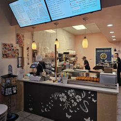 Volcano Tea House - Front counter